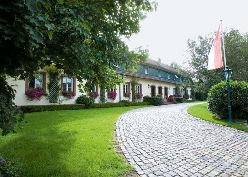 Der Linslerhof - Hotel, Restaurant, Events & Natur Überherrn Екстериор снимка