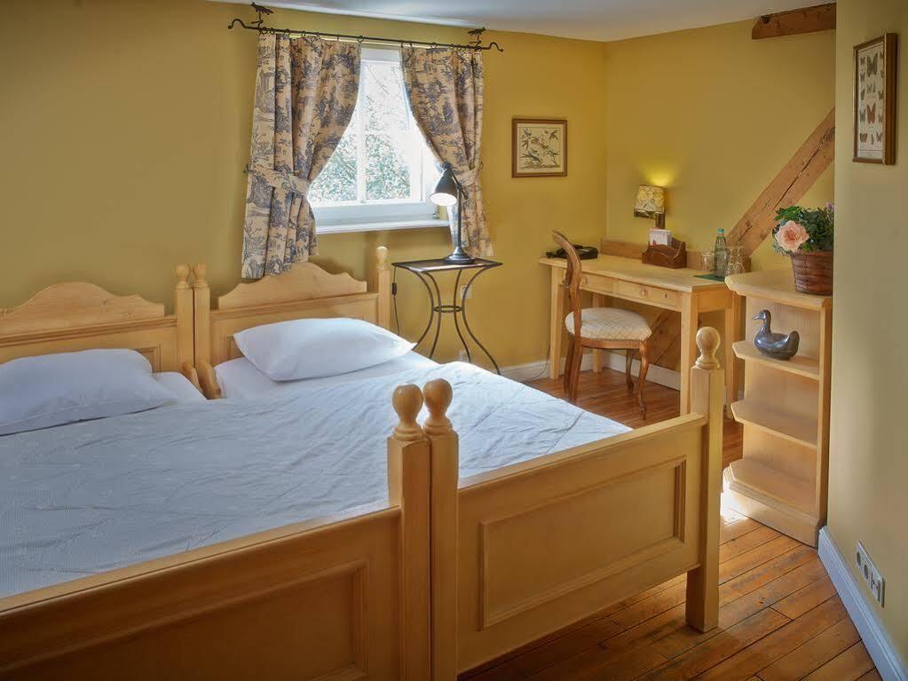 Der Linslerhof - Hotel, Restaurant, Events & Natur Überherrn Екстериор снимка